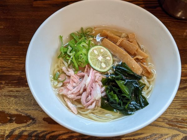 「冷しイリコそば」@中華そば いぶきの写真