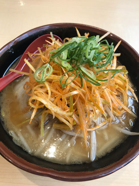 「味噌ラーメン+辛ねぎ」@北海道らーめん 麺処うたり 相模大野駅前店の写真