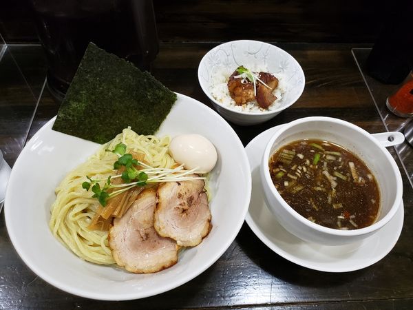 「味玉つけ麺　ミニチャーシュー丼」@ラーメン晃煇の写真
