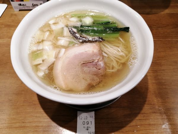 「塩らーめん　　750円」@瀬戸内いりこラーメン 古田島の写真