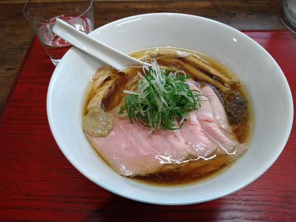 「味玉焼豚醤油蕎麦¥1,400」@神保町黒須の写真