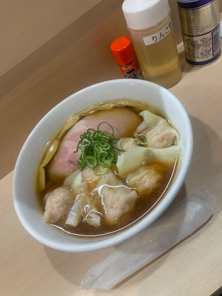 「ワンタン中華そば大盛り」@手揉み中華そば 中村の写真