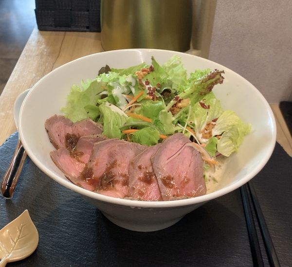 「ローストビーフパレット 赤ワインオニオン Sサイズ」@JUNK NOODLE FACTORYの写真