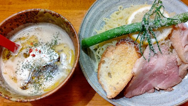 「トリュフクリーミーつけ麺　950円」@豚骨らーめん れんの写真