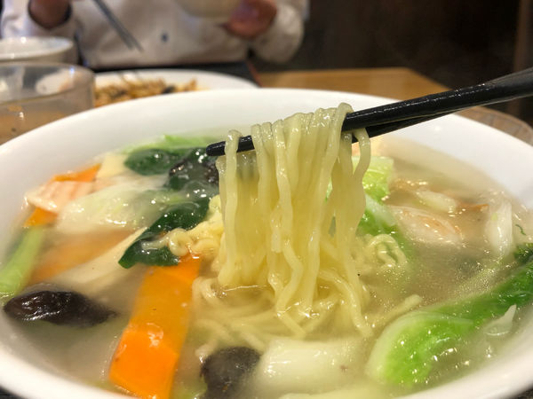 「エビ野菜タンメン 950円」@回頭(回头 HUI TOU)の写真