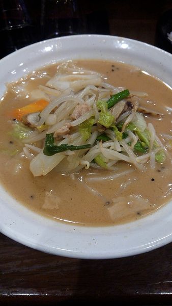 「味噌タンメン(750円税込)」@自家製多加水極太麺 ISAMIの写真
