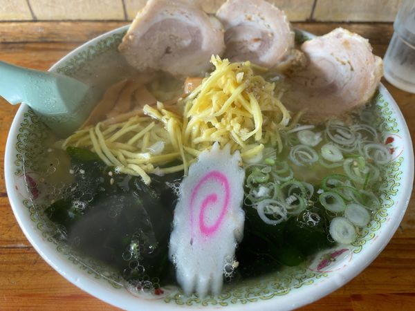 「塩生姜ラーメン大盛り」@手打ちラーメン 丸富の写真