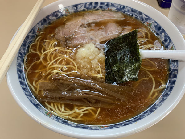 「大ラーメン（麺1.5倍）硬め+玉葱　650円」@タンタンの写真