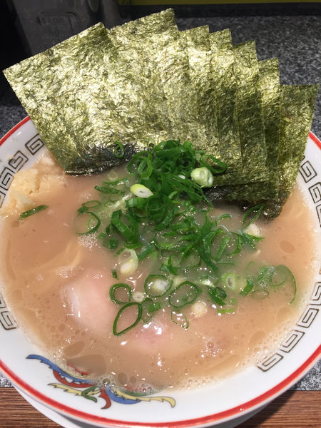 「とんこつラーメン」@カウンターアタックの写真