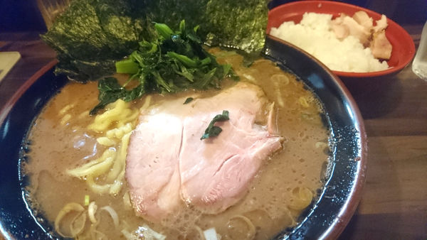「【夜】のりラーメン+小ライス」@神田ラーメン わいず 神田本店の写真