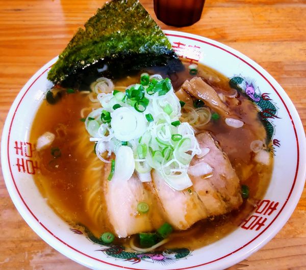 「秋刀魚の中華そば(醤油)」@つけ麺 弥七の写真