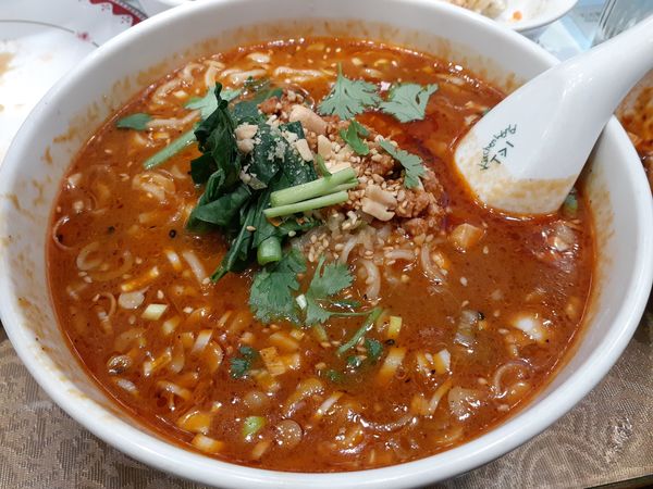 「重慶小麺」@魯香酒樓の写真