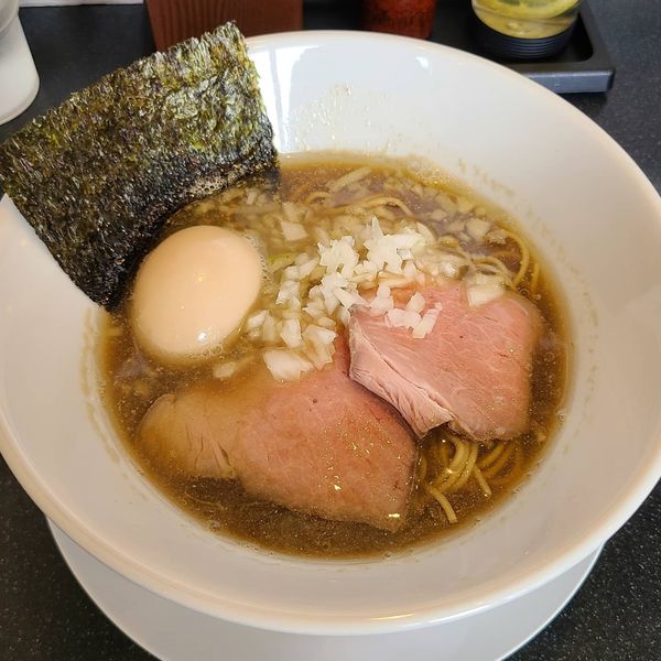 「味玉煮干しそば¥880、ニボ玉¥200」@煮干中華蕎麦 舞〜Mau〜の写真