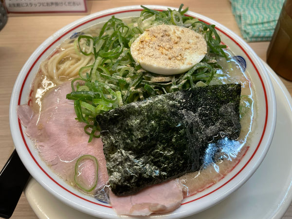「ネギ濃厚豚骨ラーメン1000円」@空ノ色 王子店の写真