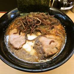 梅吉らーめん(800円)