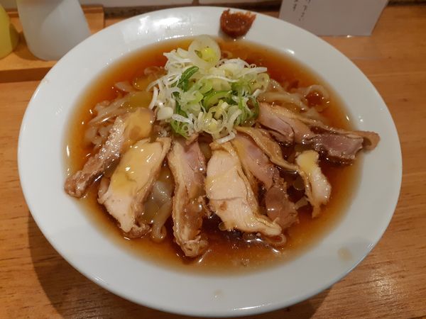 「平打冷肉そば」@超多加水自家製手揉み麺 きたかた食堂の写真