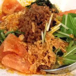 冷やし担々麺＋温泉卵