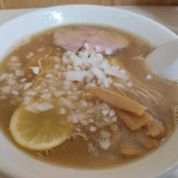 「煮干しそば（750円）」@寺カフェ 中華そば水加美の写真