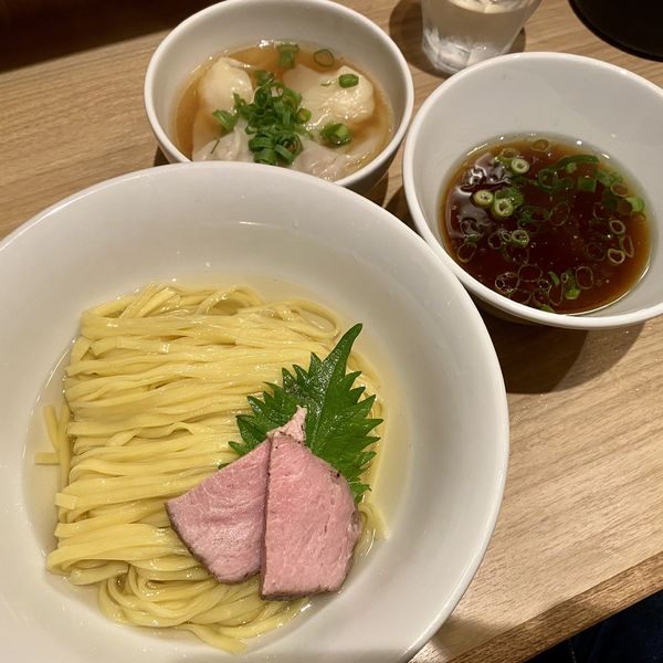 「つけ麺（昆布水・二種の雲呑）」@支那蕎麦 澤田の写真