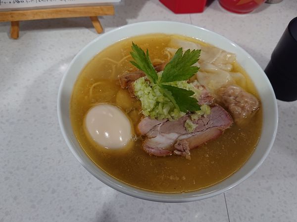 「特製塩ラーメン 大盛り」@ラーメン星印の写真