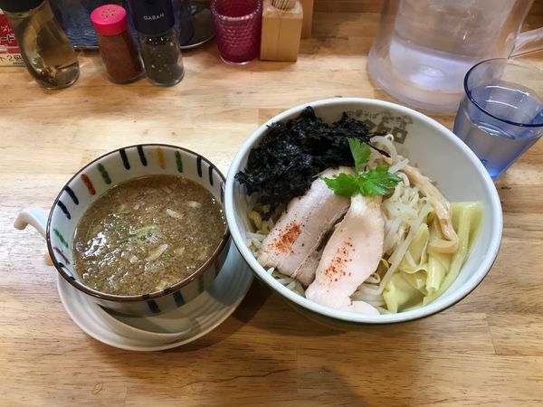 「煮干しつけ麺醤油　太」@中華そば ムタヒロ 錦糸町店の写真