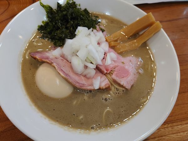 「限定　味玉濃厚煮干し」@アメノオトの写真