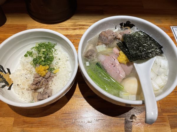 「特製鴨中華そば(塩)、鴨雑炊丼(小)」@満鶏軒の写真