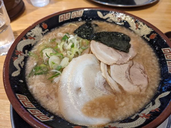 「豚骨ラーメン」@宮崎とんこつラーメン 風来軒 大阪本店の写真
