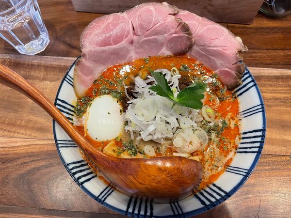 「スパイス坦々麺　チャーシュー卵トッピング」@ちゅーかそば 帳の写真