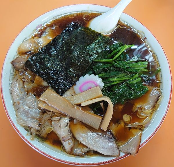 「青島チャーシュー+ホウレン草(1000円)」@青島食堂 宮内駅前店の写真