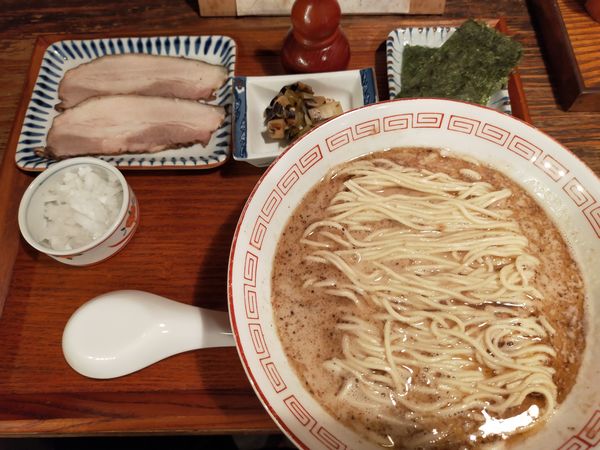 「鯖」@炭火焼濃厚中華そば 倫道の写真