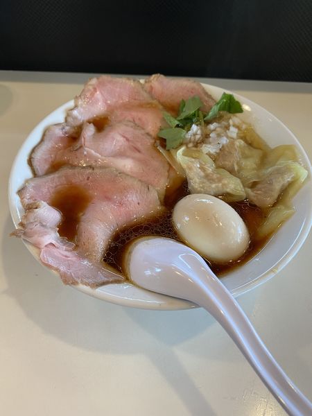 「中華そば全部のせ」@中華そば専門店 一六食堂の写真