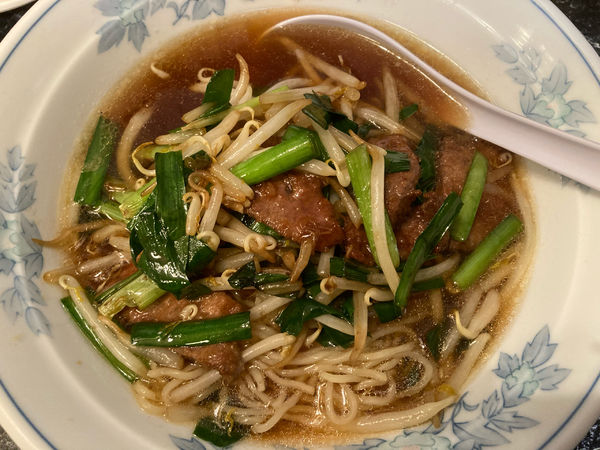 「ニラレバメン¥600+瓶ビール¥500」@中華料理 はるなの写真