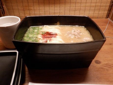 「ラーメン　－１００％とんこつ不使用－」@一蘭 西新宿店の写真