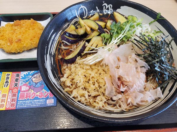 「冷し薬味そば＋コロッケ」@ゆで太郎 関内羽衣町店の写真