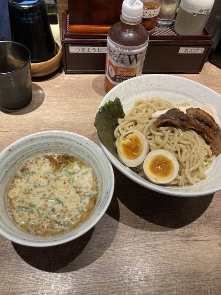 「つけ麺・味玉大(600g・950円)」@らーめん 会 神戸本店の写真