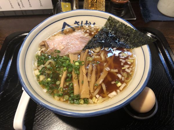 「中華そば 燻製玉子入り 850円」@さんかくの写真