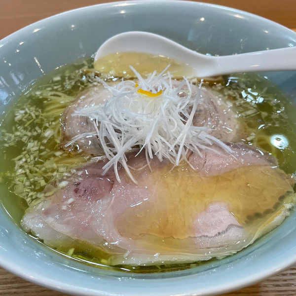「塩らぁ麺」@飯田商店 湯河原本店の写真