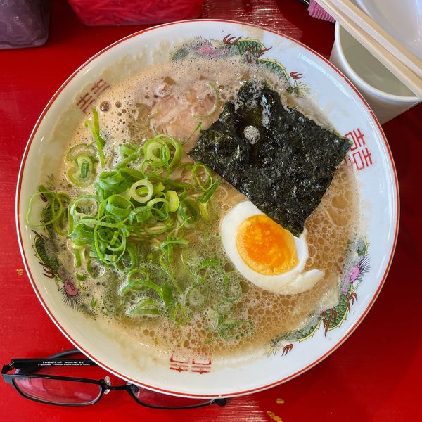 「らーめん」@中洲屋台 長浜ラーメン 初代 健太の写真