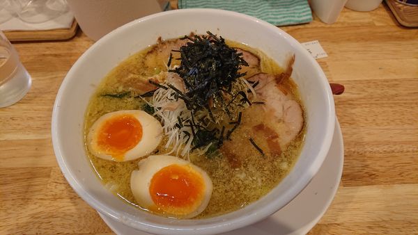 「特製梅しおらーめん」@らーめん天神下 大喜の写真