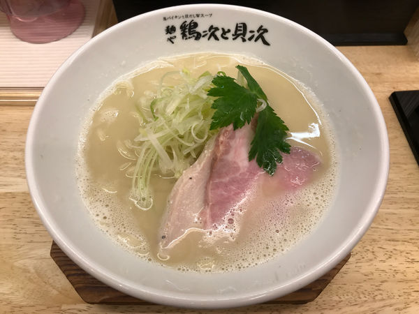「鶏貝そば　800円」@麺や 鶏次と貝次の写真