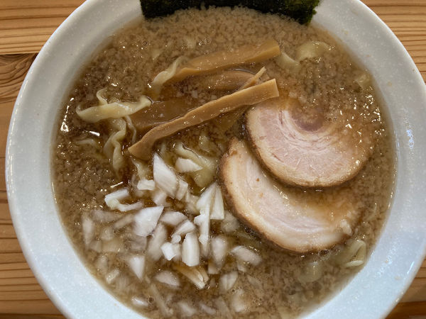 「背脂煮干ラーメン 800円」@麺処いろ葉の写真