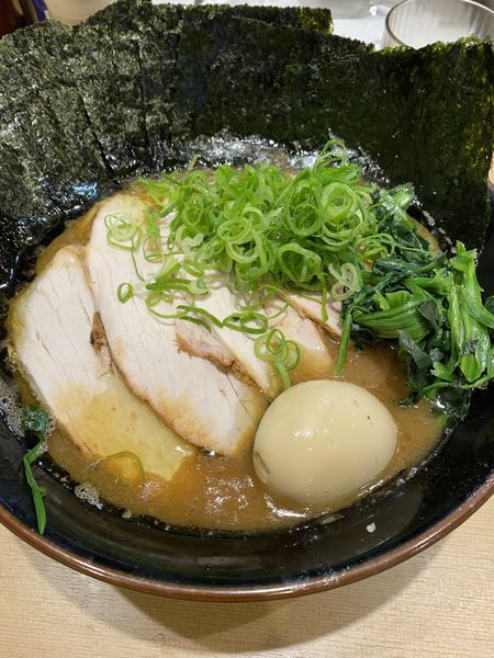 「特製ラーメン　多め　固め　のり増し」@輝道家直系 皇綱家の写真