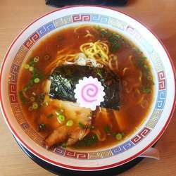 醤油ラーメン700円