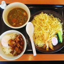 濃厚魚介つけめん540円