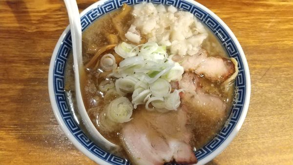 「煮干し中華そば（脂入り）850円」@神保町 可以の写真