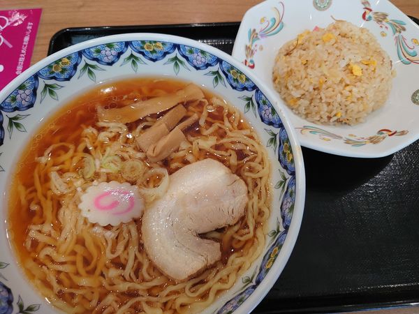 「佐野らーめん（オープン価格500円）＋半炒飯セット240円」@佐野ラーメン 佐吉 イオンモ－ル与野店の写真