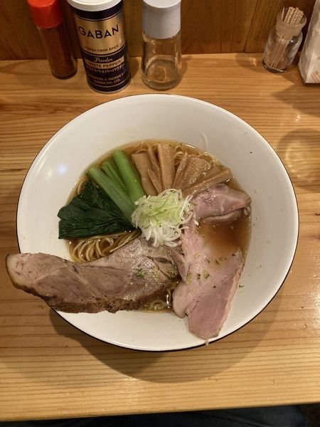 「中華そば　細麺」@中華そば トランポリンの写真
