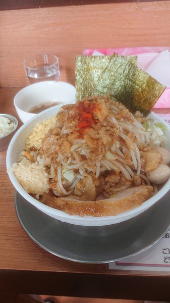 「限定冷やしぶぅさん麺マシ×２ 野菜 ニンニク 油 玉葱」@ラーメン ぶぅさんの写真