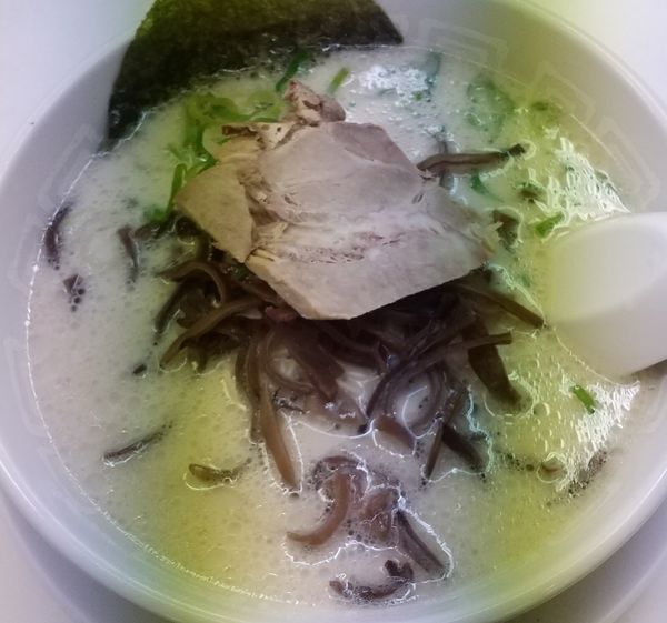 「らーめん　500円」@博多天神 渋谷南口店の写真